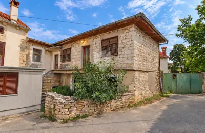 Haus 180 m², Kanfanar - Steinhaus zur Adaptierung
