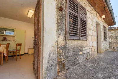 House 180 m², Kanfanar - stone house for renovation - 4