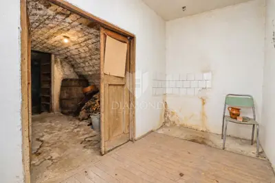 House 180 m², Kanfanar - stone house for renovation - 3