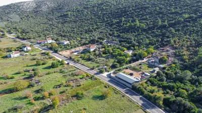 Građevinsko zemljište 9.080m² s objektima, Marina, blizina Trogira - 2