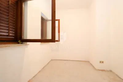Opportunity! House with yard and garage in a sought-after location in Pula! - 7
