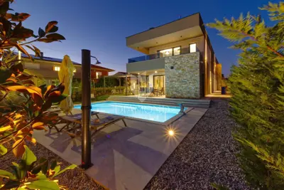 Luksuzna nova villa sa privatnim wellnesom - 17