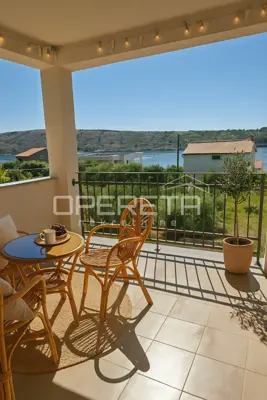 Kuća 178 m², Barbat na Rabu - 100 m od mora