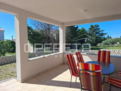 Kuća 178 m², Barbat na Rabu - 100 m od mora - 4
