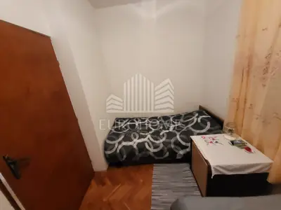 Kuća za radnike, Podgradina, privatni parking i 12 osoba - 10