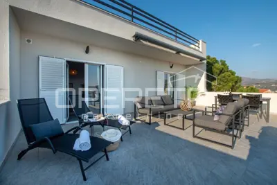 Apartment 82 m², Rogoznica, 2 bedrooms and terrace with sea view - 5