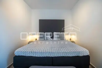 Apartment 82 m², Rogoznica, 2 bedrooms and terrace with sea view - 7
