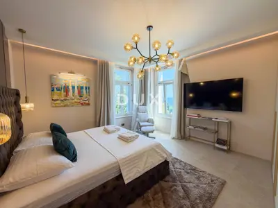 Stan 51 m², Opatija - Centar, renoviran i funkcionalan - 11