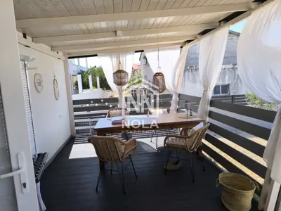VODICE Veliko građevinsko zemljište s opremljenom kućom u mirnoj zoni - 14
