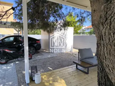 VODICE Veliko građevinsko zemljište s opremljenom kućom u mirnoj zoni - 9