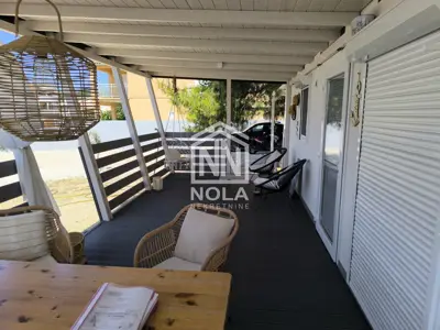 VODICE Veliko građevinsko zemljište s opremljenom kućom u mirnoj zoni - 15