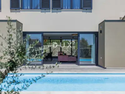 House for sale in Loborika, 242 m² - 5