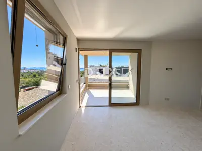 Apartment for sale in Tribunj, 100,5 m²