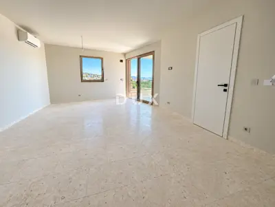 Apartment for sale in Tribunj, 100,5 m² - 5