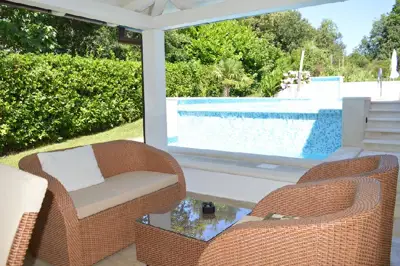 Kuća 530 m², Medulin - 100 m od mora - 6