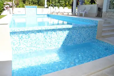 Kuća 530 m², Medulin - 100 m od mora - 4