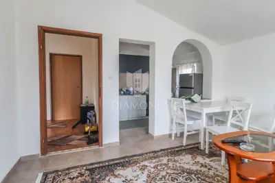 Pula, surroundings, family house with two apartments - 8