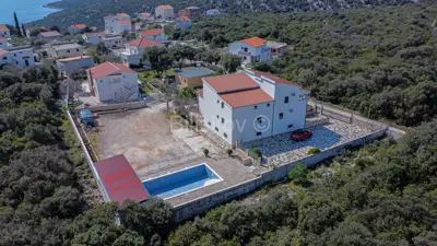 Marina, Vinišće, vila sa bazenom - 3