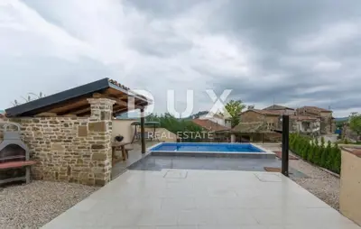 Haus 115 m², Motovun - Pool und Blick auf die Hügel - 11