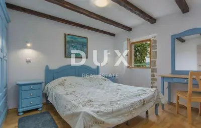 Haus 115 m², Motovun - Pool und Blick auf die Hügel - 19