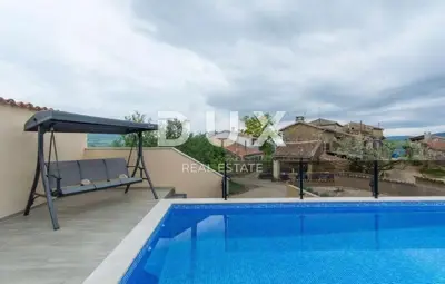 Haus 115 m², Motovun - Pool und Blick auf die Hügel - 9