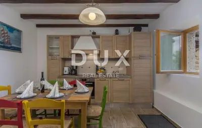 Haus 115 m², Motovun - Pool und Blick auf die Hügel - 15