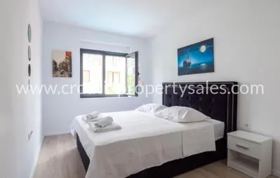 Apartment 57 m², Kaštela - first row by the sea - 4