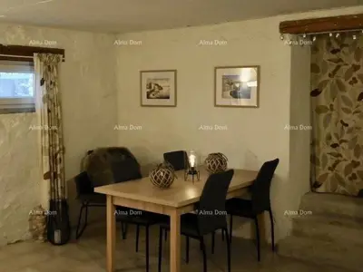 Kuća 220 m², Sveti Lovreč - mirno okruženje i zelenilo - 2