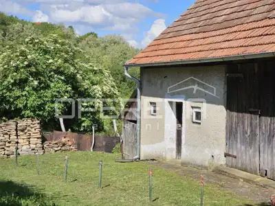 Steinhaus 49 m², Madžarevo - Blick auf Novi Marof und Kalnik - 3