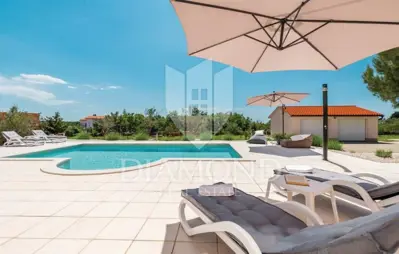 Vila 399 m², Vodnjan - bazen i maslinik - 3