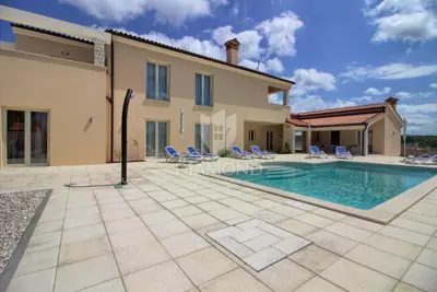 Vila 399 m², Vodnjan - bazen i maslinik - 5