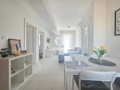 Two-bedroom apartment with a view of the sea and a swimming pool in the vicinity of Umag - 4