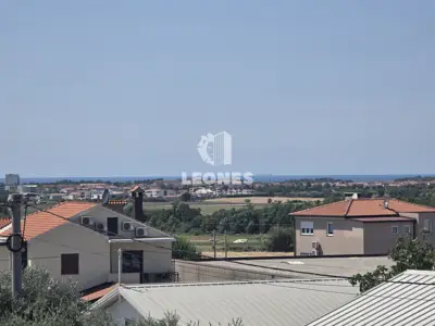 Two-bedroom apartment with a view of the sea and a swimming pool in the vicinity of Umag - 3