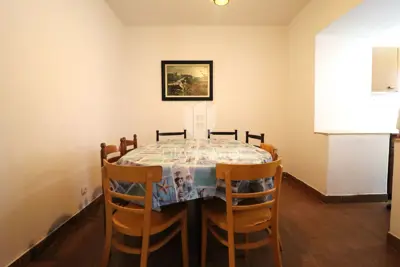 Haus 143 m², Poreč - zwei Wohneinheiten und Hof - 12