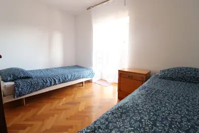 Haus 143 m², Poreč - zwei Wohneinheiten und Hof - 2
