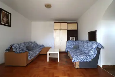 Haus 143 m², Poreč - zwei Wohneinheiten und Hof - 7