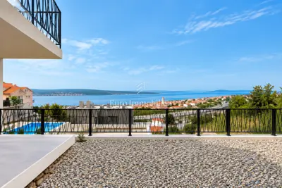 Apartment for sale in Crikvenica, 77 m²