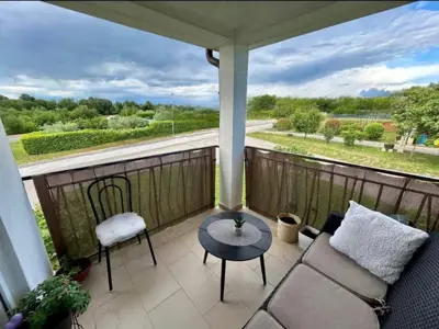 Apartment 65 m², Novigrad - quiet location near the center