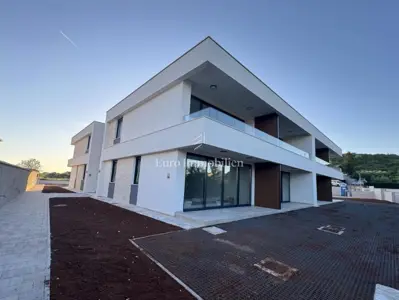 Wohnung zum Kauf in Rovinj, 58,3 m² - 4