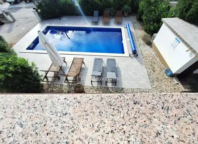 Haus 250 m², Punat - Pool und 700 m² Gartenfläche - 22