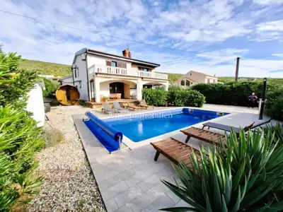 Haus 250 m², Punat - Pool und 700 m² Gartenfläche - 3
