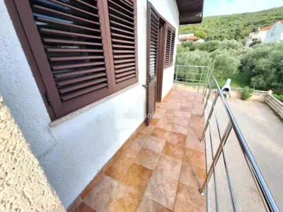 Haus 250 m², Punat - Pool und 700 m² Gartenfläche - 14