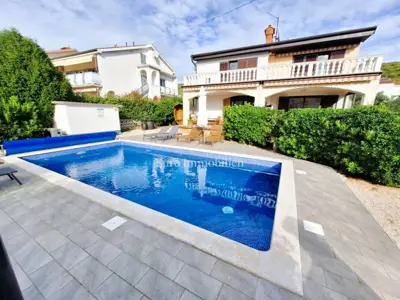 Haus 250 m², Punat - Pool und 700 m² Gartenfläche - 6