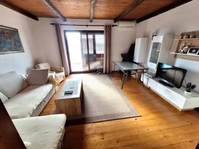 Haus 250 m², Punat - Pool und 700 m² Gartenfläche - 12