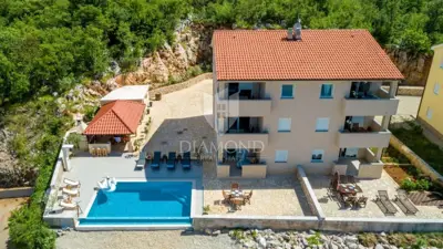 Apartment house in Klimno, pool and sea view