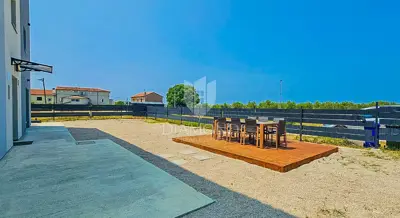 Houses 270 m², Umag center - 6 bedrooms - 20