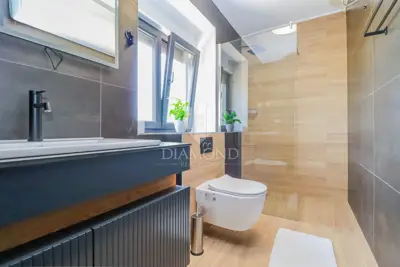 Houses 270 m², Umag center - 6 bedrooms - 14