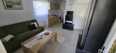 House 68 m², Kavran - near the sea and landscaped yard - 8