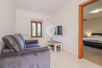 Kuća 240 m², Umag - bazen, sauna i fitness zona - 10