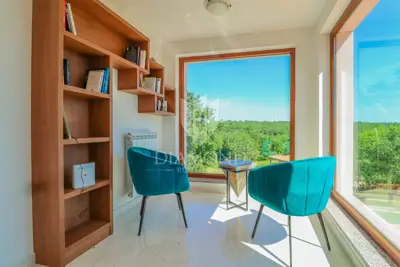Kuća 240 m², Umag - bazen, sauna i fitness zona - 4